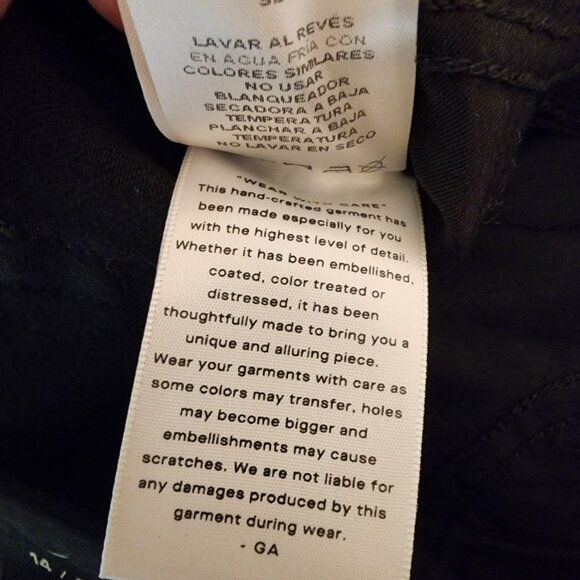 Good American Classic Chewed Hem Slim Straight Jeans NWT Black Size 14 - Picture 14 of 16